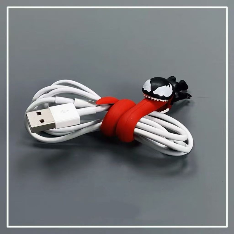 Simpatico Portacavo USB Venom  - Venom Gaming Accessories recensione e prezzo